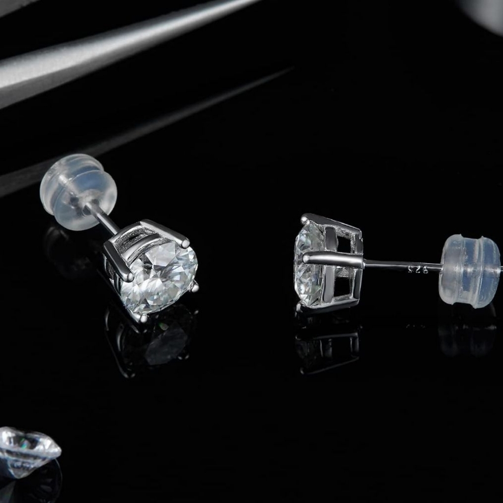 Sparkly QZ Sterling Silver Stud Earrings - Picture 5 of 5